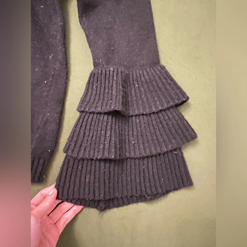 Sweater - Picture 3 of 5